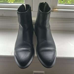 Dr Marten Boots (Chelsea leather Boot)